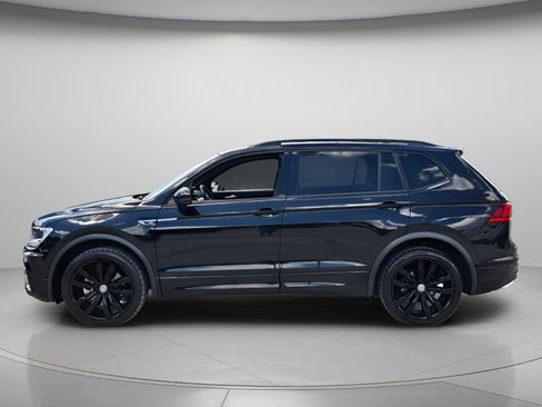 Certified 2021 Volkswagen Tiguan SE R-Line FWD image 3