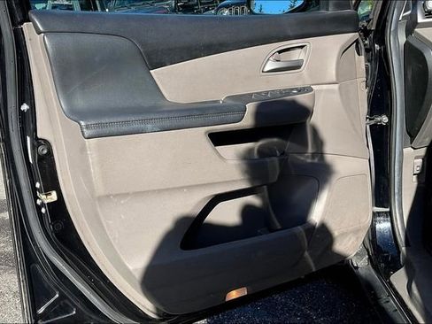 Used 2012 Honda Odyssey EX image 19