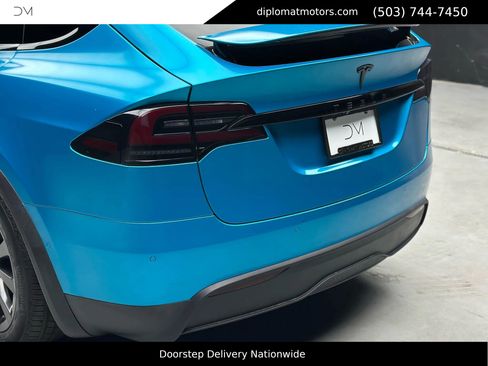 Used 2023 Tesla Model X image 15