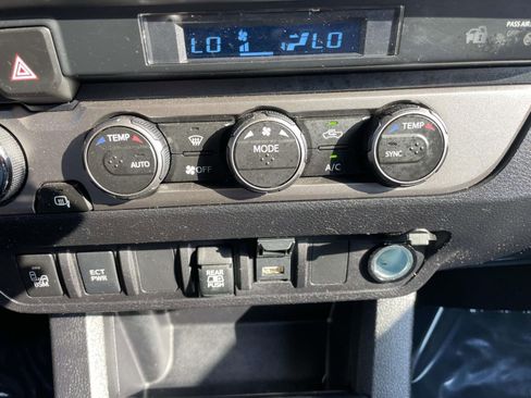 Used 2023 Toyota Tacoma SR5 w/ Technology Package image 35