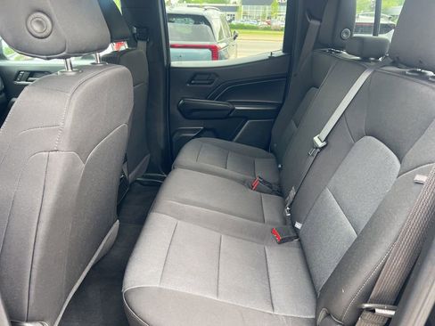 Used 2024 Chevrolet Colorado Trail Boss w/ Advanced Trailering Package AWD/4WD image 8