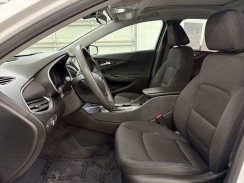 Used 2024 Chevrolet Malibu LT FWD image 19