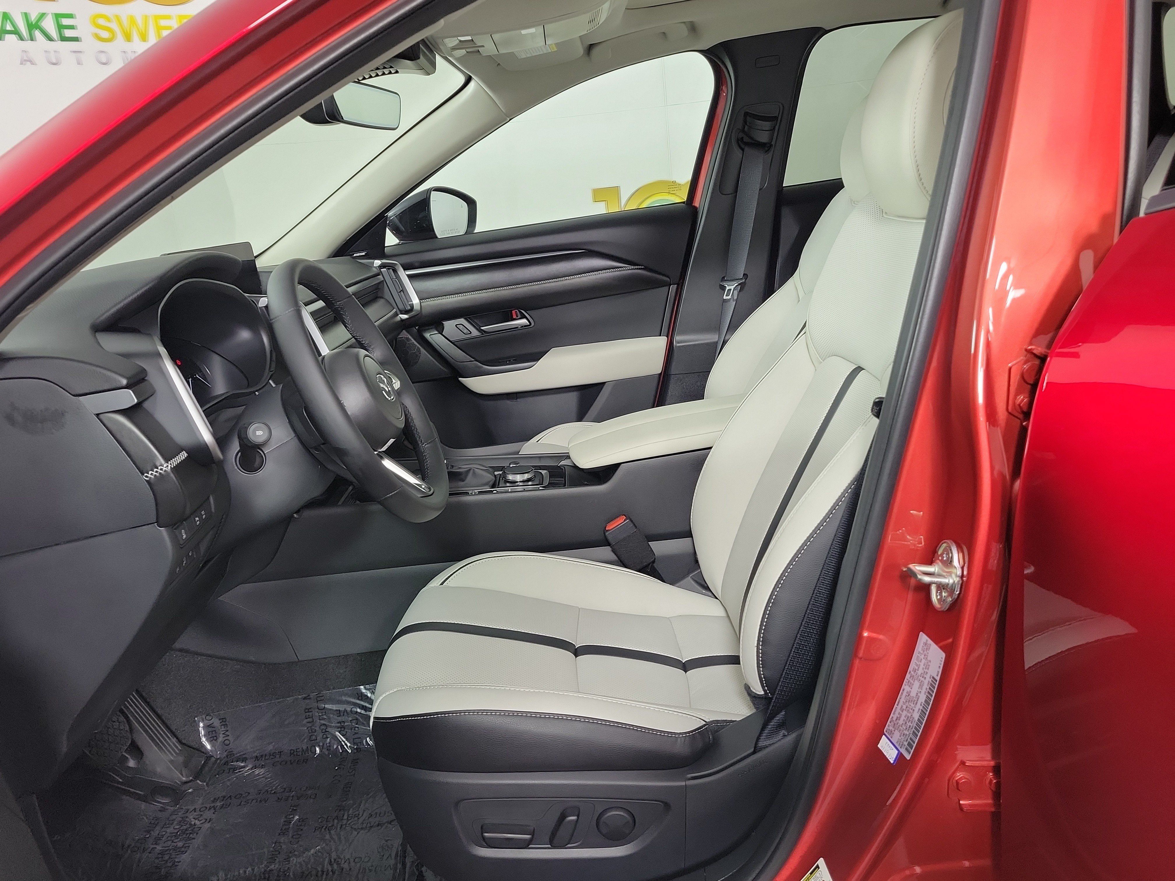 Certified 2026 MAZDA CX-50 AWD 2.5 S w/ Premium Package image 11