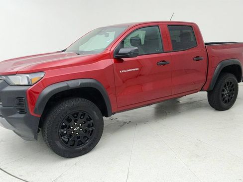 Certified 2024 Chevrolet Colorado Trail Boss w/ Advanced Trailering Package AWD/4WD image 3
