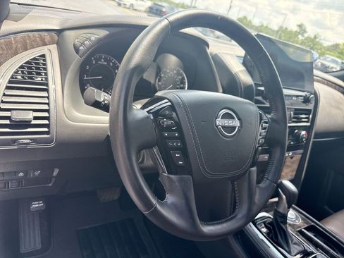 Used 2024 Nissan Armada Platinum w/ Captain's Chairs Package RWD image 14