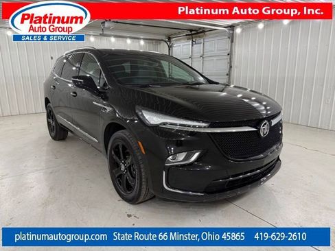 Used 2023 Buick Enclave Essence w/ Sport Touring Edition FWD image 7