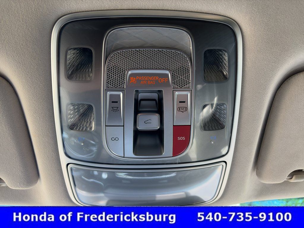 Used 2022 Genesis GV80 3.5T w/ Prestige Package 07 AWD/4WD image 21