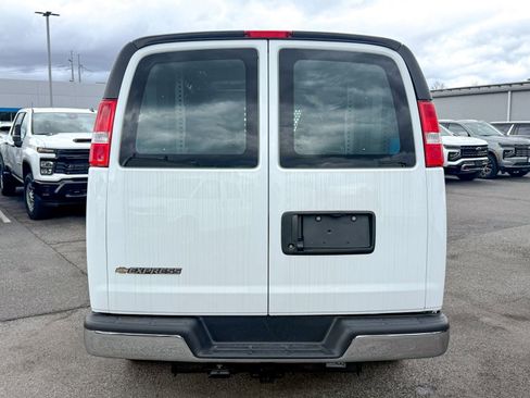 New 2025 Chevrolet Express 2500 w/ Driver Convenience Package RWD image 8