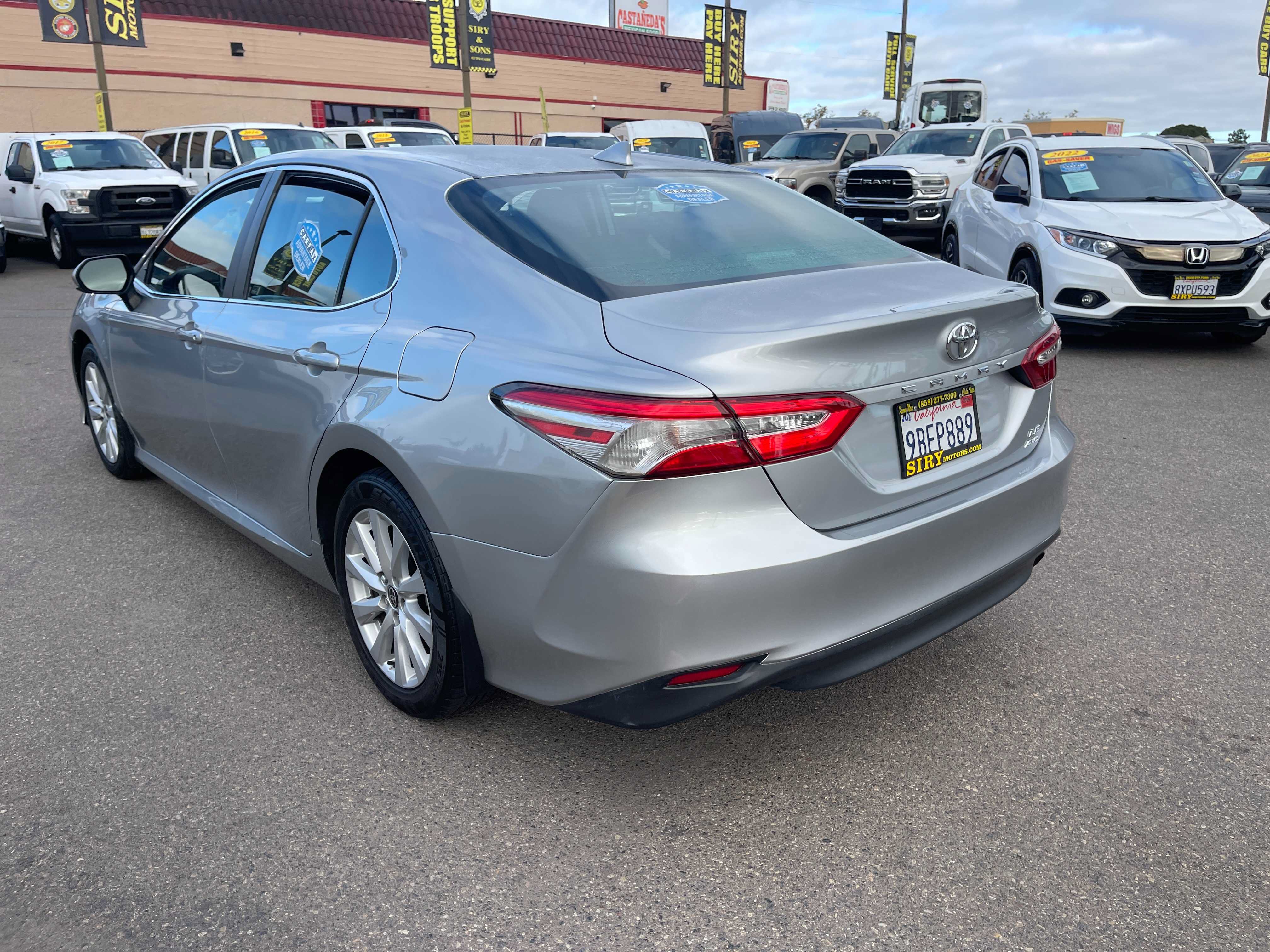 Used 2020 Toyota Camry LE AWD/4WD image 5