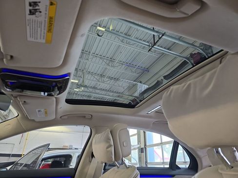 New 2026 Mercedes-Benz S 580 4MATIC Sedan image 32
