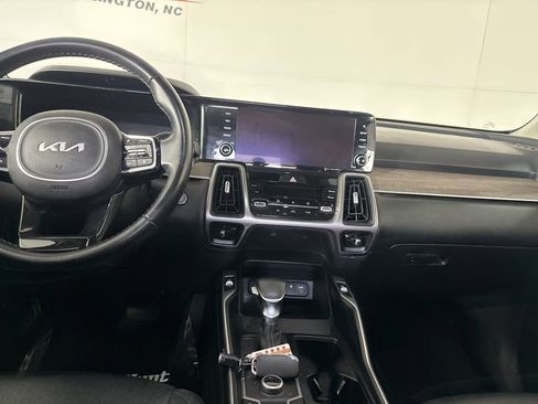 Used 2023 Kia Sorento X-Line EX AWD/4WD image 24
