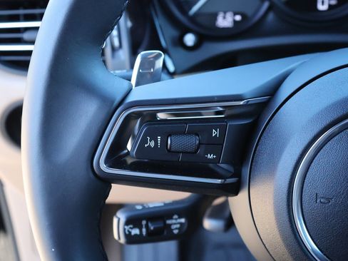 New 2025 Porsche Macan S image 28