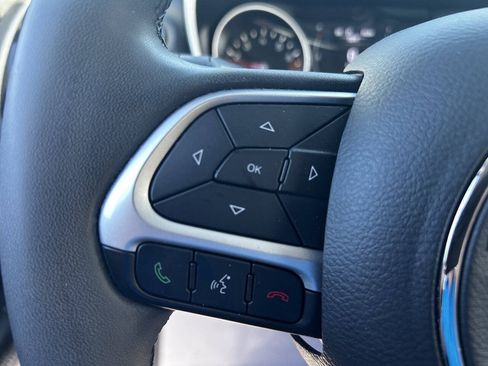 Used 2021 Jeep Compass Latitude w/ Sun and Sound Group AWD/4WD image 15