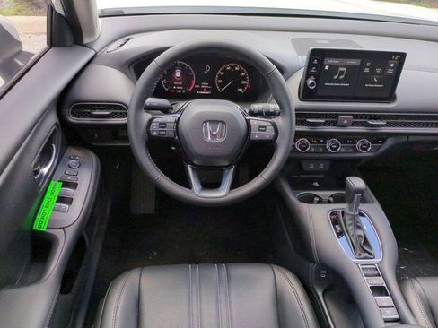 New 2026 Honda HR-V EX-L image 13