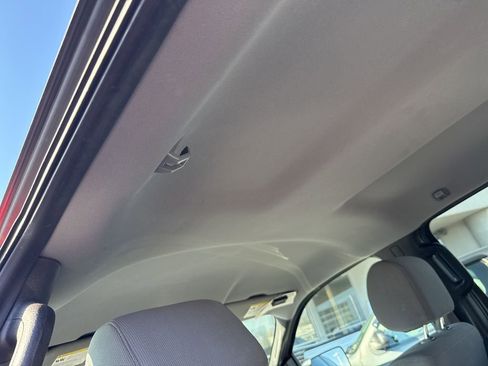 Used 2012 Ford F150 XLT w/ XLT Chrome Pkg image 16