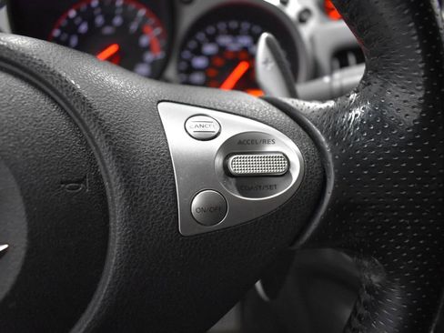 Used 2011 Nissan 370Z Touring w/ Sport Pkg image 21