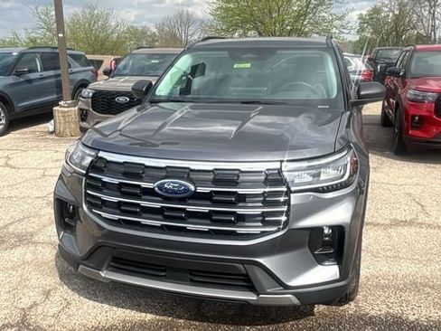 New 2026 Ford Explorer Active AWD/4WD image 6