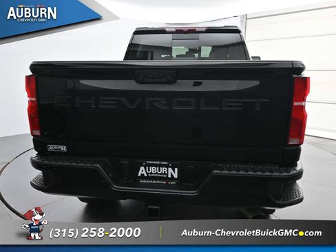 Used 2025 Chevrolet Silverado 2500 LT w/ Trail Boss Package AWD/4WD image 4