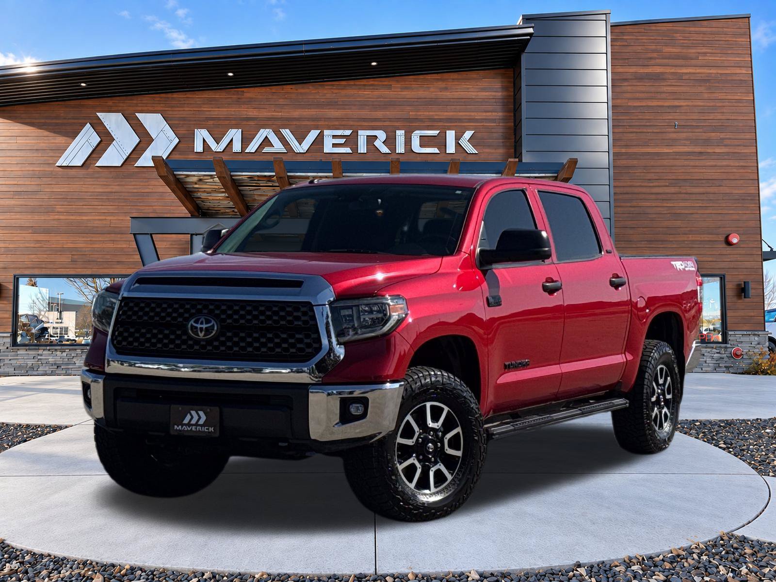 Used 2018 Toyota Tundra SR5 w/ TRD Off Road Package AWD/4WD image 3