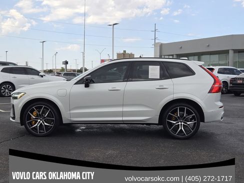 Certified 2024 Volvo XC60 T8 Polestar w/ Protection Package Premier AWD/4WD image 3