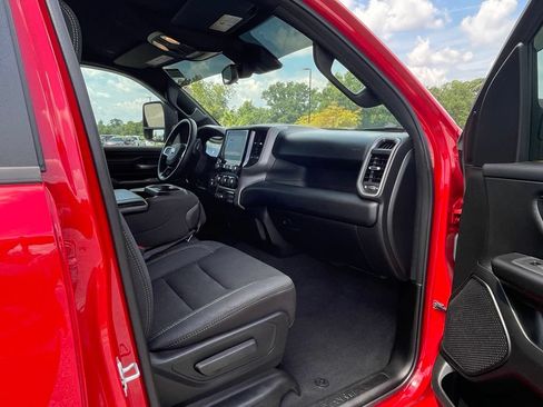 Used 2025 RAM 1500 Tradesman w/ Night Edition AWD/4WD image 37