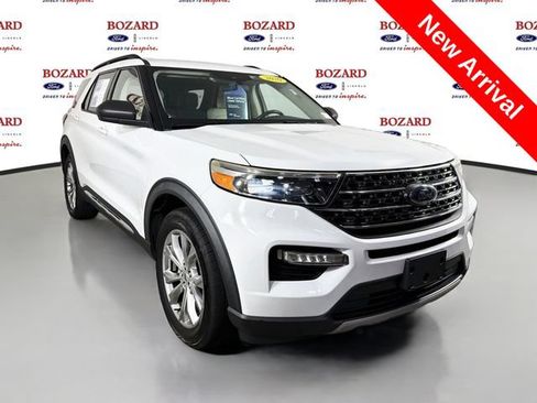 Certified 2020 Ford Explorer XLT w/ Equipment Group 202A AWD/4WD image 1