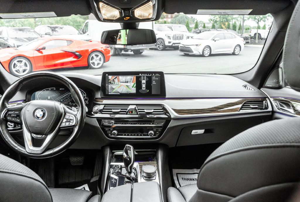 Used 2023 BMW 530e RWD image 8