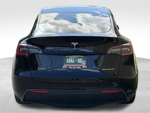 Used 2021 Tesla Model Y Long Range AWD/4WD image 8