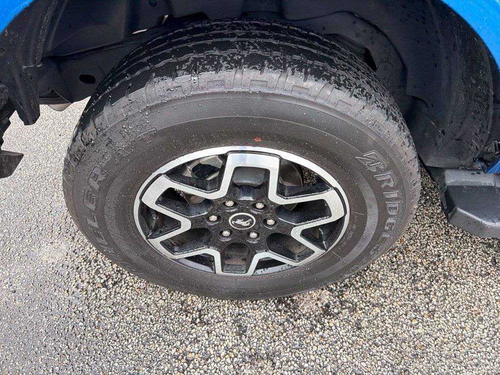Used 2024 Ford Bronco Outer Banks AWD/4WD image 11