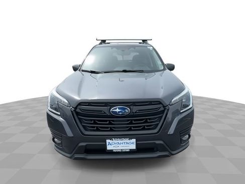 Used 2022 Subaru Forester Premium w/ Popular Package #1 AWD/4WD image 3