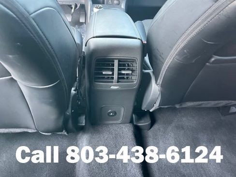 Used 2025 Ford Escape SE FWD image 14