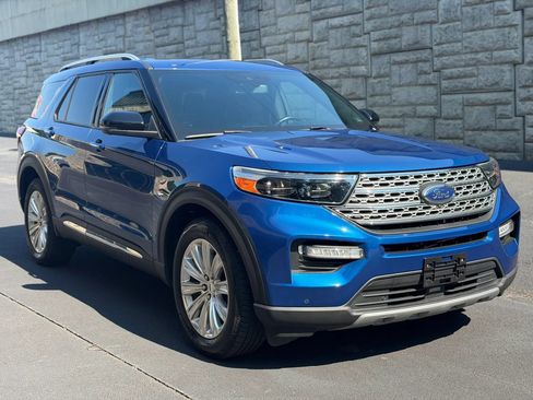 Used 2020 Ford Explorer Limited AWD/4WD image 4