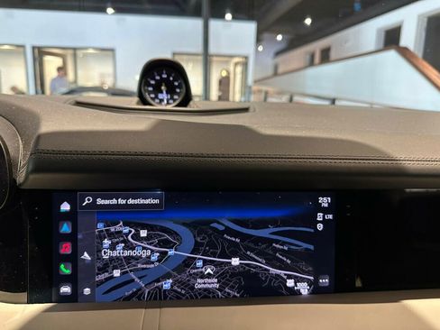 Used 2020 Porsche Taycan 4S image 14