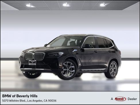Used 2023 BMW X3 sDrive30i w/ Premium Package RWD image 1