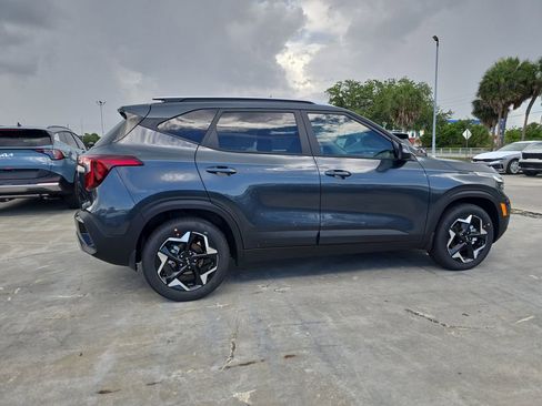 New 2026 Kia Seltos S FWD image 8