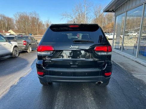 Used 2021 Jeep Grand Cherokee Laredo X AWD/4WD image 4
