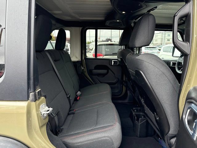 Used 2026 Jeep Wrangler Unlimited Rubicon AWD/4WD image 10