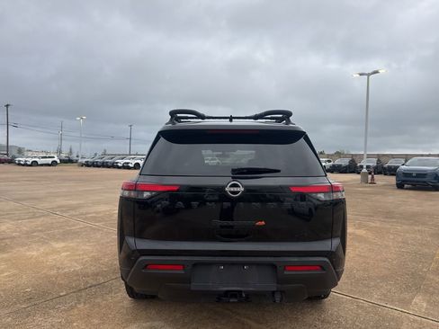 Certified 2025 Nissan Pathfinder Rock Creek image 18