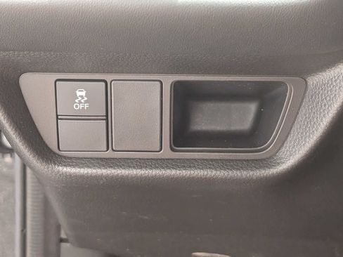Certified 2024 Honda HR-V LX image 18