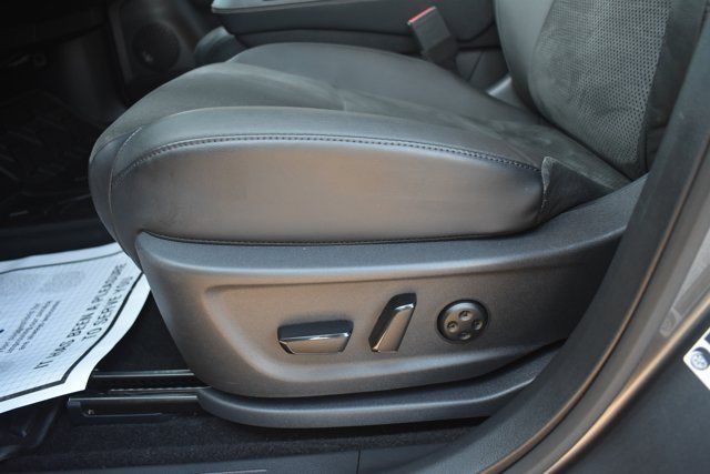 Used 2023 Nissan Ariya FWD image 14