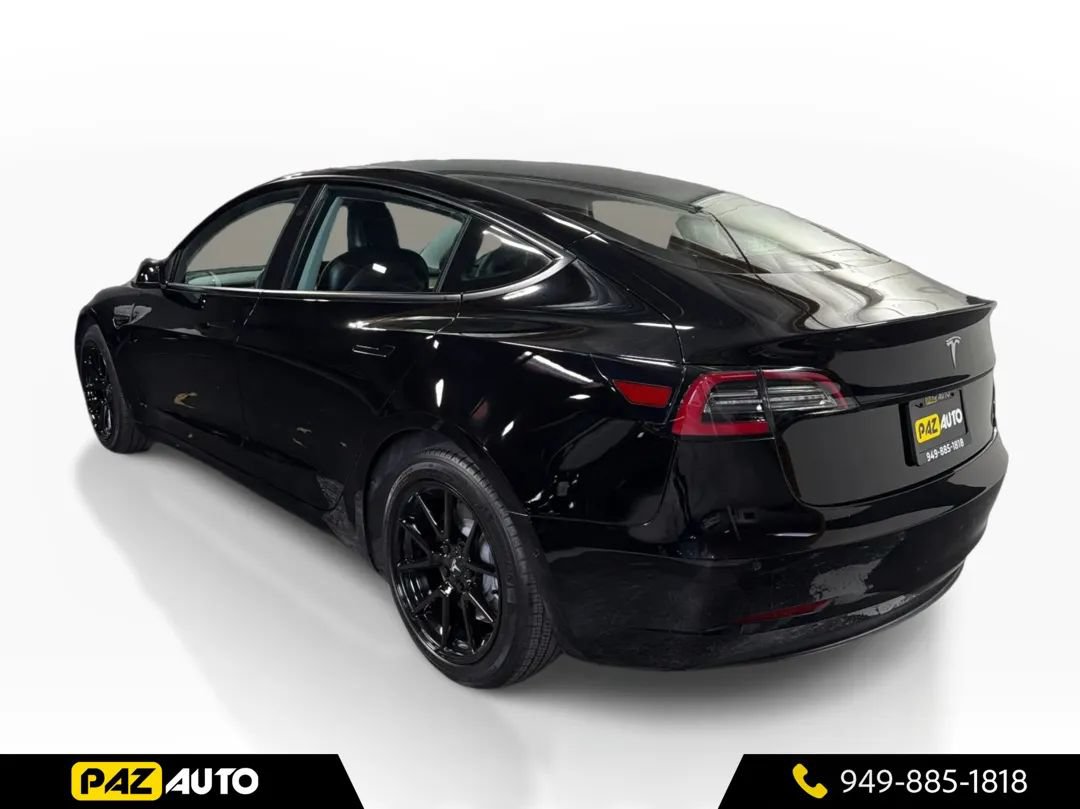 Used 2022 Tesla Model 3 RWD image 3