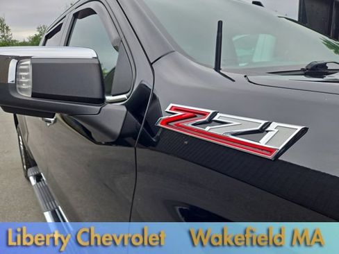 Used 2020 Chevrolet Silverado 1500 LTZ w/ LTZ Plus Package AWD/4WD image 20