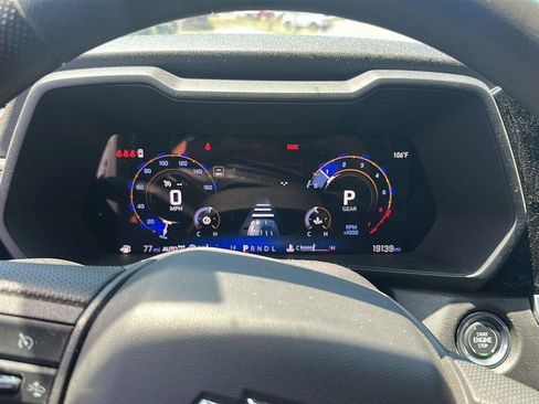 Used 2025 Chevrolet Colorado Trail Boss AWD/4WD image 5