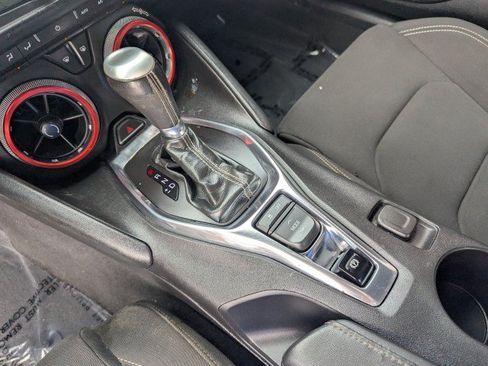 Used 2020 Chevrolet Camaro LT RWD image 20