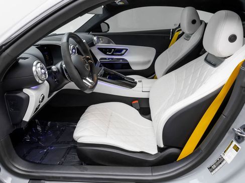 Used 2025 Mercedes-Benz AMG GT 63 image 11