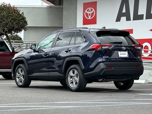 Used 2024 Toyota RAV4 XLE w/ Convenience Package FWD image 3