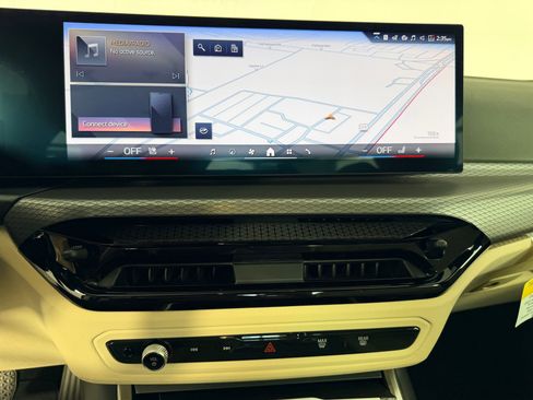New 2026 BMW 330i Sedan w/ Premium Package RWD image 24