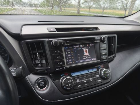Used 2018 Toyota RAV4 XLE w/ Plus Extra Value Package AWD/4WD image 14