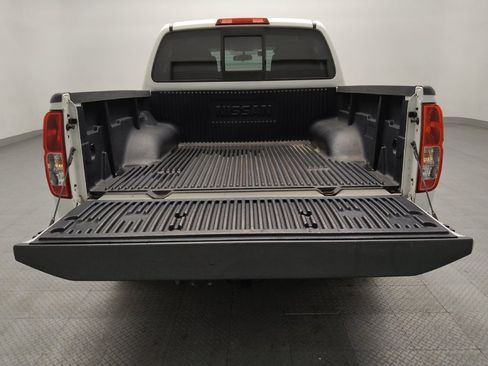Used 2019 Nissan Frontier SV RWD image 29