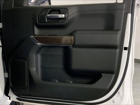 Used 2022 Chevrolet Silverado 1500 RST AWD/4WD image 26